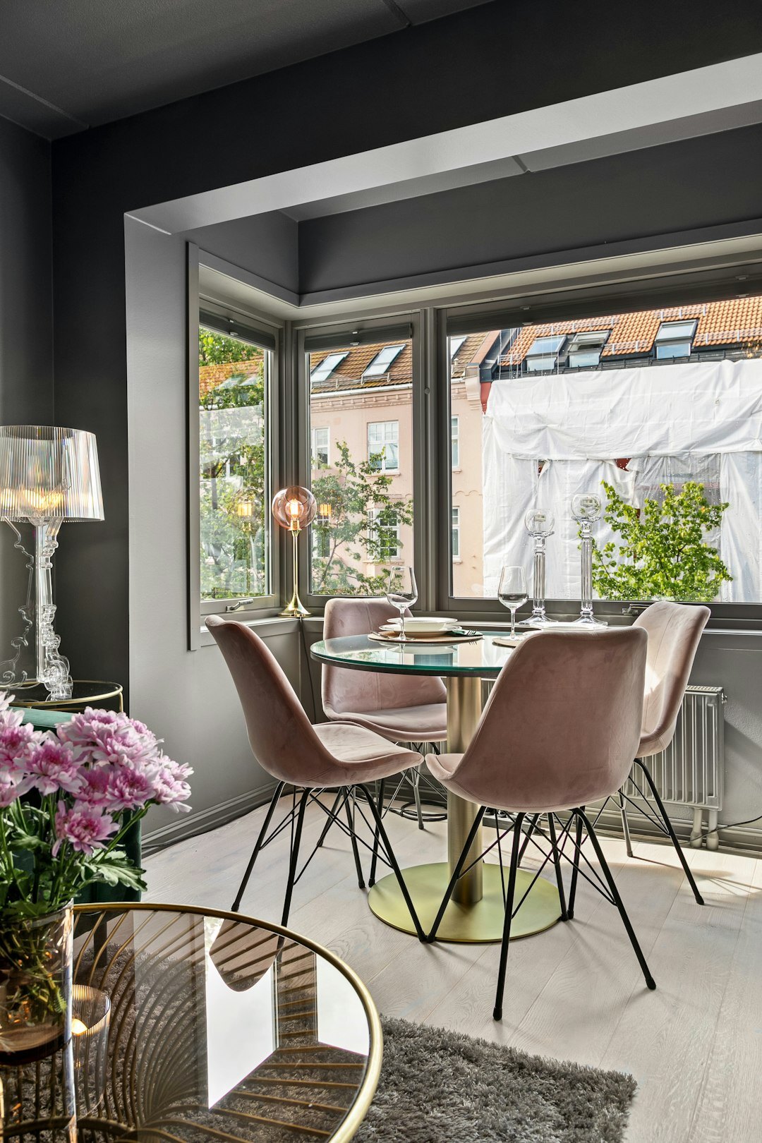 luxury apartment selection meeting